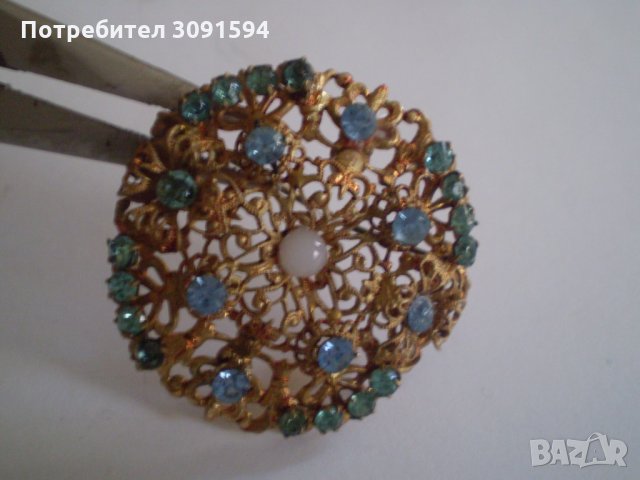 Брошка  филигран със  кристал  Чехословакия  маркирана