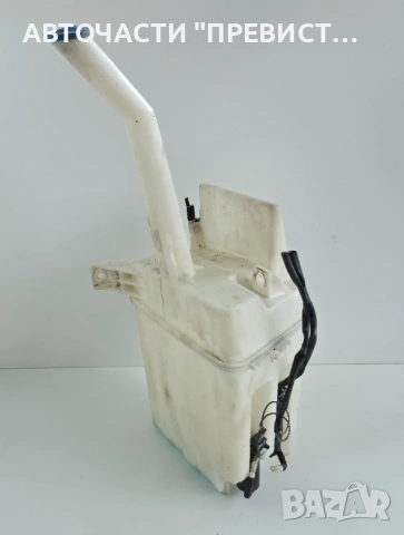 Казанче Течност Чистачки Тойота Корола Е12 Toyota Corolla E12 2000-2007г