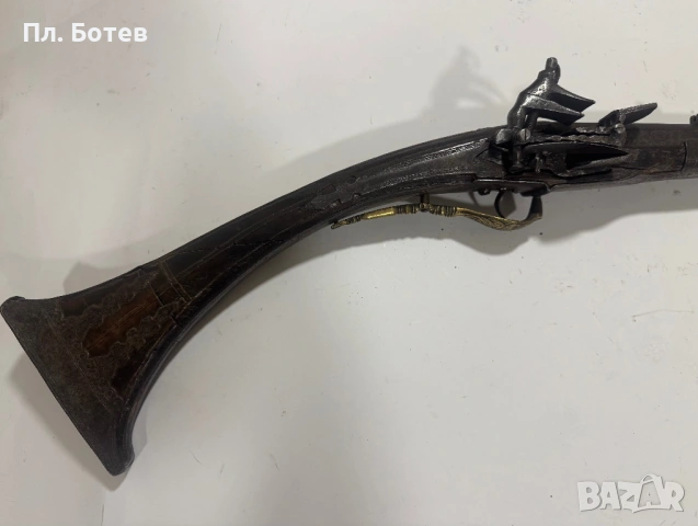 Стара кремъчна пушка Арнаутка, снимка 2 - Антикварни и старинни предмети - 53155941