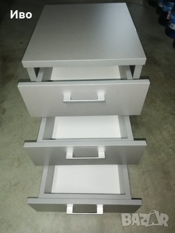 3 Бюра и 3 контейнера 1290лв., снимка 6 - Бюра - 35308423