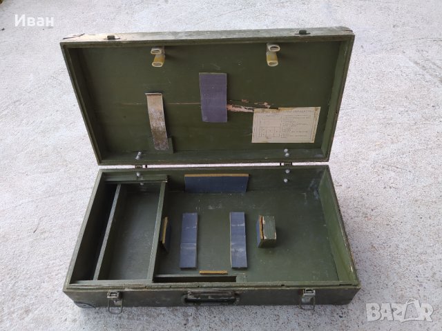 Руски военен куфар от уред ДП-5В, снимка 3 - Антикварни и старинни предмети - 38532834