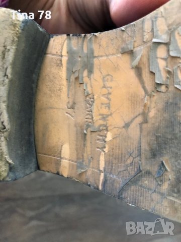 Givenchy дамска чанта и боти , снимка 11 - Чанти - 27027560