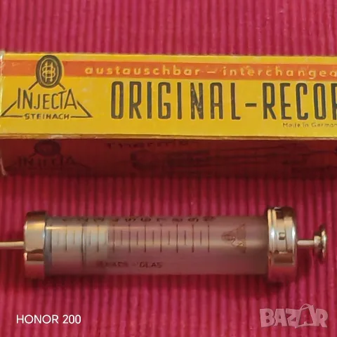 Стара стъклена спринцовка INJECTA RECORD 10 ml. , снимка 3 - Лаборатория - 56222472