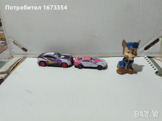 Ламаринени колички + полицай, снимка 2 - Колекции - 51545683