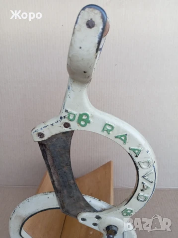 Винтидж нож,гилотина RAADVAD за хляб , снимка 3 - Антикварни и старинни предмети - 51333505