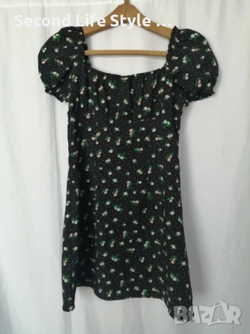 H&M дамска къса рокля с буфан ръкави, копчета отпред и принт цветя и точки р-р S (EU 36), снимка 8 - Рокли - 54157985