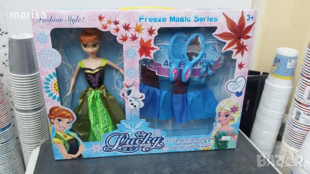 Комплект кукла Анна с 4 броя рокли и аксесоари в кутия - 8543