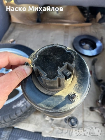 Амортисьори от W 211 air matic, 4 matic, снимка 3 - Автомобили и джипове - 54032794