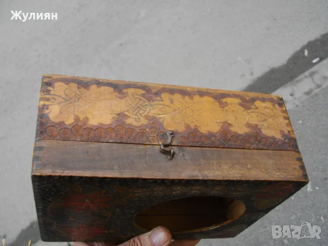СТАРА ДЪРВЕНА КУТИЯ ЗА ЧАСОВНИК, снимка 2 - Антикварни и старинни предмети - 48335277