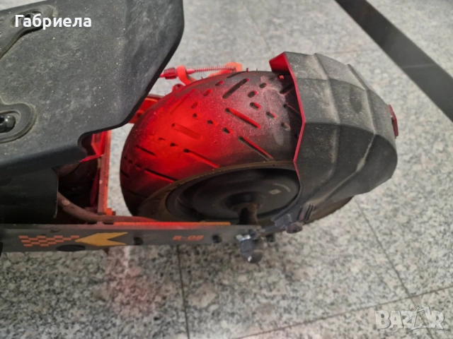 Електрическа тротинетка Kukirin G4 на 519км., снимка 3 - Скутери и тротинетки - 54184615