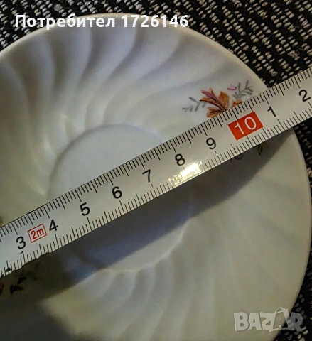 Порцеланова чинийка на Китка , снимка 5 - Чинии - 54352395