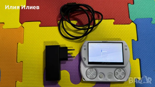 PSP GO - Pearl White - Много Запазено, снимка 1 - PlayStation конзоли - 49499272