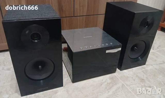Аудио DVD уредба Samsung USB CD FM Aux с тонколони , снимка 2 - Аудиосистеми - 56056479
