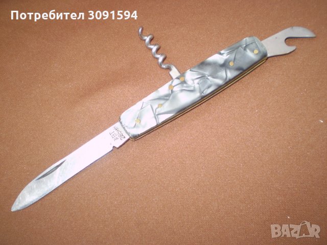 Старо джобно ножче отварачка и тирбушон, снимка 1 - Други ценни предмети - 34017356