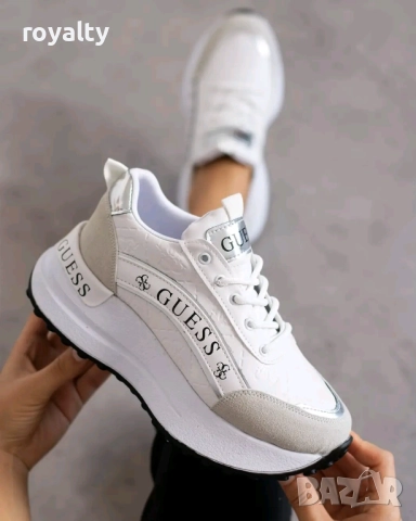 Guess Бели Дамски Маратонки 