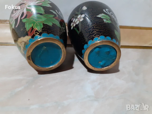 Cloisonne Клоазоне Чифт страхотни вази бронз клетъчен емайл, снимка 5 - Антикварни и старинни предмети - 50999283