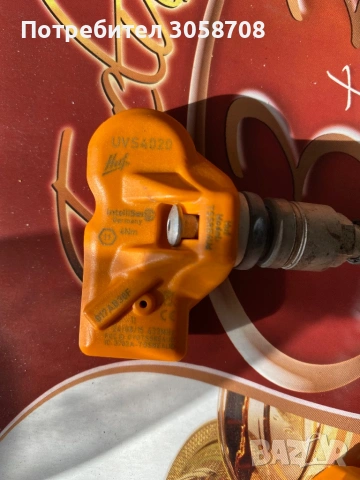 Сензор за следене налягането в гумите Huf Intellisens universal, снимка 3 - Части - 53139516