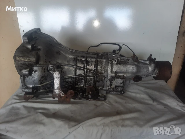 Ръчна скоростна кутия от Мицубиши L400  DELICA от 90 те години