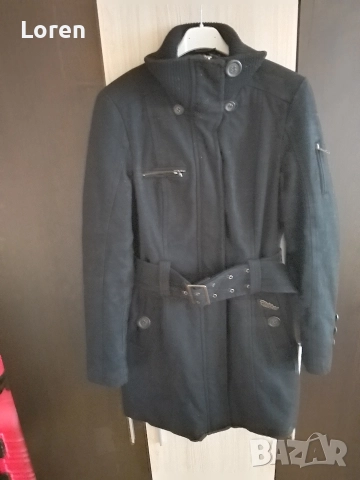 Хубаво черно палто , снимка 3 - Палта, манта - 39578389