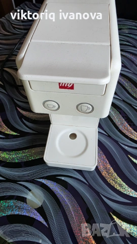 Кафе машина, снимка 2 - Кафемашини - 54352394