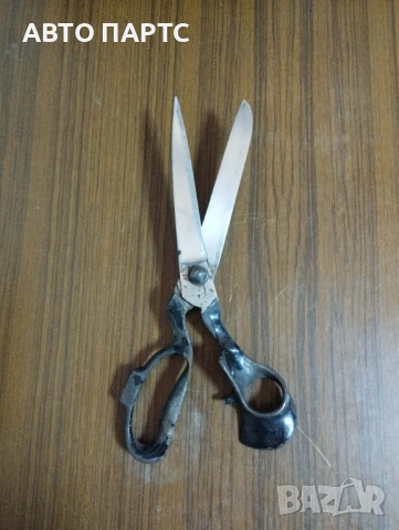 Стара шивашка ножица