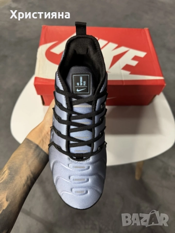Air VaporMax Plus Black/Aluminum, снимка 2 - Маратонки - 56442698