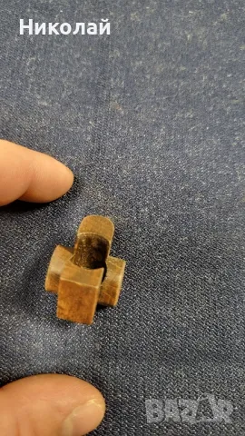 Тапа за пълнител за Люгер, П08, орех, снимка 2 - Оборудване и аксесоари за оръжия - 48382432