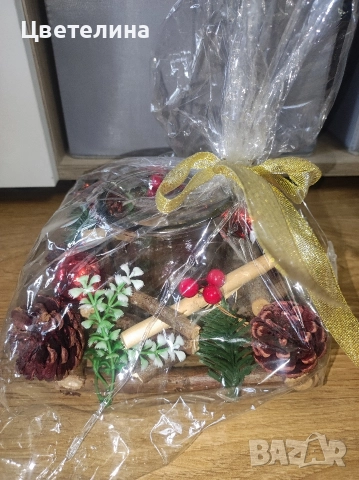 Коледна чиния плюс свещ и салфетки , снимка 5 - Декорация за дома - 52695410