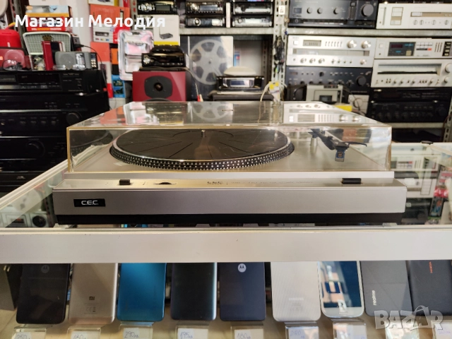 Много рядък грамофон C.E.C. ST 130 В отлично техническо и визуално състояние., снимка 3 - Грамофони - 51768774