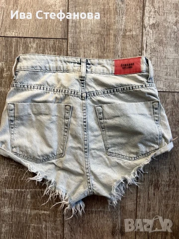 Нови къси светло сини накъсани висока талия дънкови панталони  , снимка 2 - Къси панталони и бермуди - 50121674
