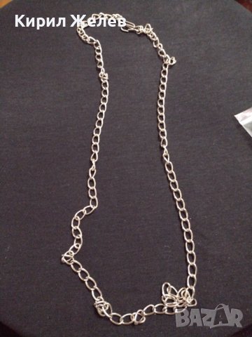 Сребрист гердан много красив дължина от край до край 90см. Перфектно състояние 37432