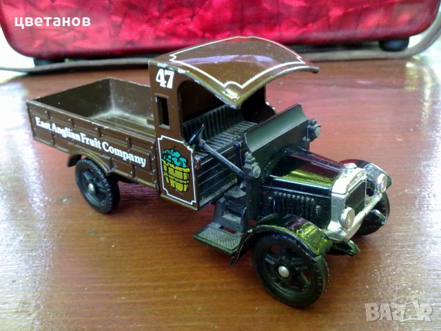 колекционерски колички CORGI