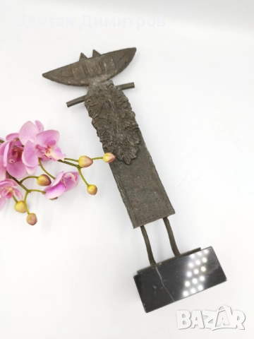 Авторска бронзова статуя на мраморна основа , снимка 7 - Антикварни и старинни предмети - 51953821