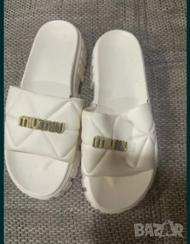 miu miu дамски чехли, снимка 2 - Чехли - 50992493