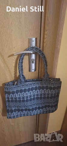 Дамска чанта By Furla Opportunity , снимка 3 - Чанти - 52559166