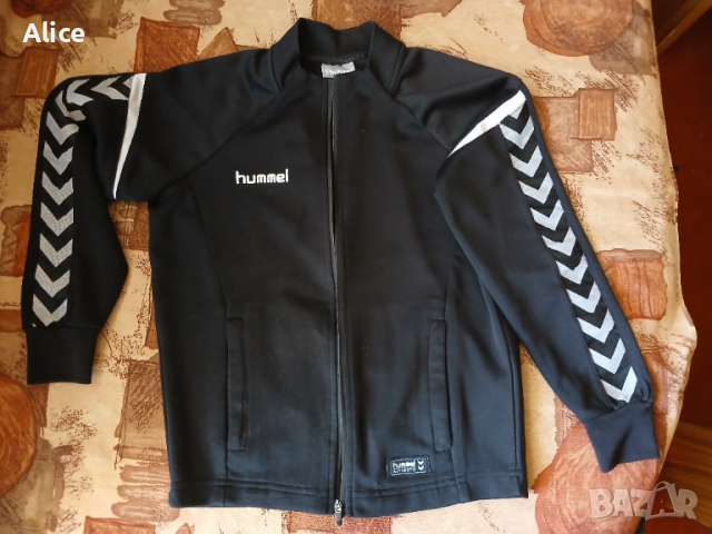 Горнище на HUMMEL, р.140, 10 год., снимка 2 - Детски анцузи и суичери - 51792896