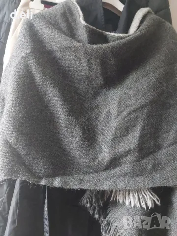 GIESSWINE 🇦🇹  Голям шал, пончо от Вълна , снимка 9 - Шалове - 47830169