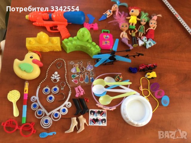 ЛОТ ДЕТСКИ ИГРАЧКИ ФИГУРИ АКСЕСОАРИ ЗА КУКЛИ И ДР., снимка 1