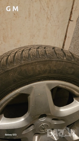 Джанти със зимни гуми Kumho 205 55 16, снимка 4 - Гуми и джанти - 52898286