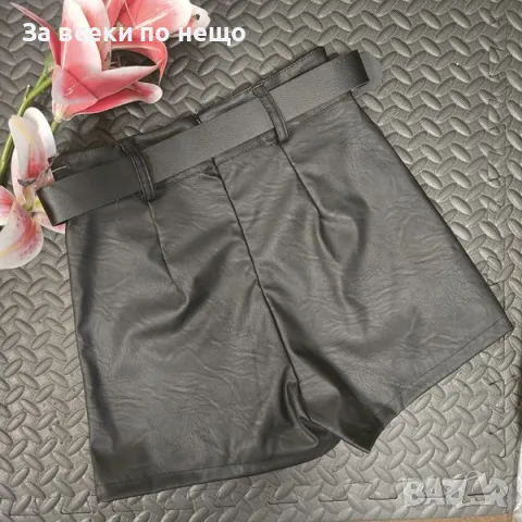 Дамска кожена пола - панталон с колан с много лека подплата , снимка 2 - Поли - 47994860
