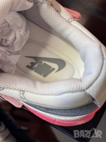 дамски маратонки Nike , снимка 3 - Маратонки - 51465711