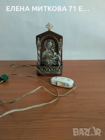 Малък домашен иконостас с осветление, снимка 8 - Икони - 55944287