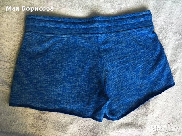 Нови къси панталонки Hollister , снимка 2 - Къси панталони и бермуди - 30607331