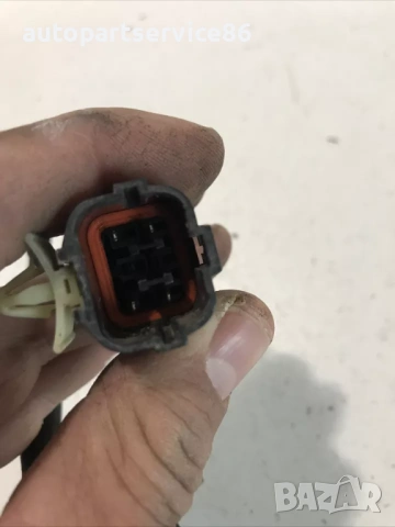 Механизъм на заключване на задна дясна врата за KIA Cerato 1.5 CRDi (2004), снимка 3 - Части - 53254980