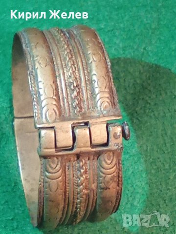 САЧАНЕНА СРЕБЪРНА ВЪЗРОЖДЕНСКА ГРИВНА с ЩИФТ МАЙСТОРСКА ОРНАМЕНТИРАНА ИЗРАБОТКА 7040