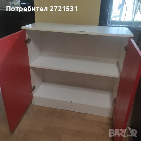 Скрин в червен цвят, снимка 2 - Скринове - 47290398