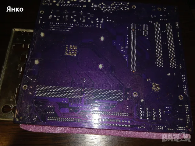 Дънна платка ECS GeForce6100SM-M2 | Socket AM2, DDR2 + Задна планка, снимка 2 - Дънни платки - 55782443