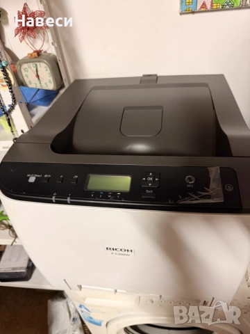 Цветен лазерен принтер Ricoh Wi-Fi Direct, NFC, LCD, снимка 3 - Принтери, копири, скенери - 55713590