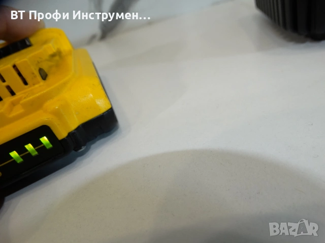 Dewalt - Батерия и зарядно, снимка 4 - Други инструменти - 54317086