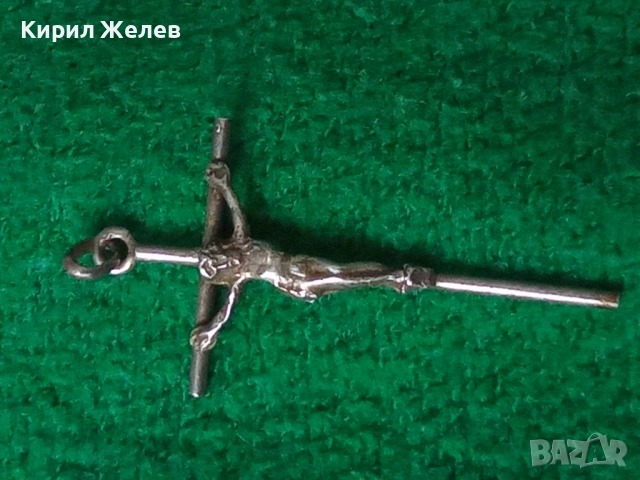 Старо сребърно кръстче 17282, снимка 2 - Колиета, медальони, синджири - 52360425